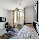 Apartment Rue Bien Assis Avec Jardin Terrasse